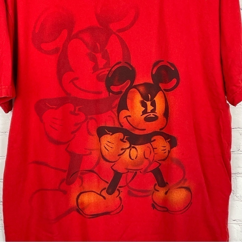 Disney Store /Mickey Mouse Men's TShirt Size Large Red Angry Mickey - Picture 2 of 5